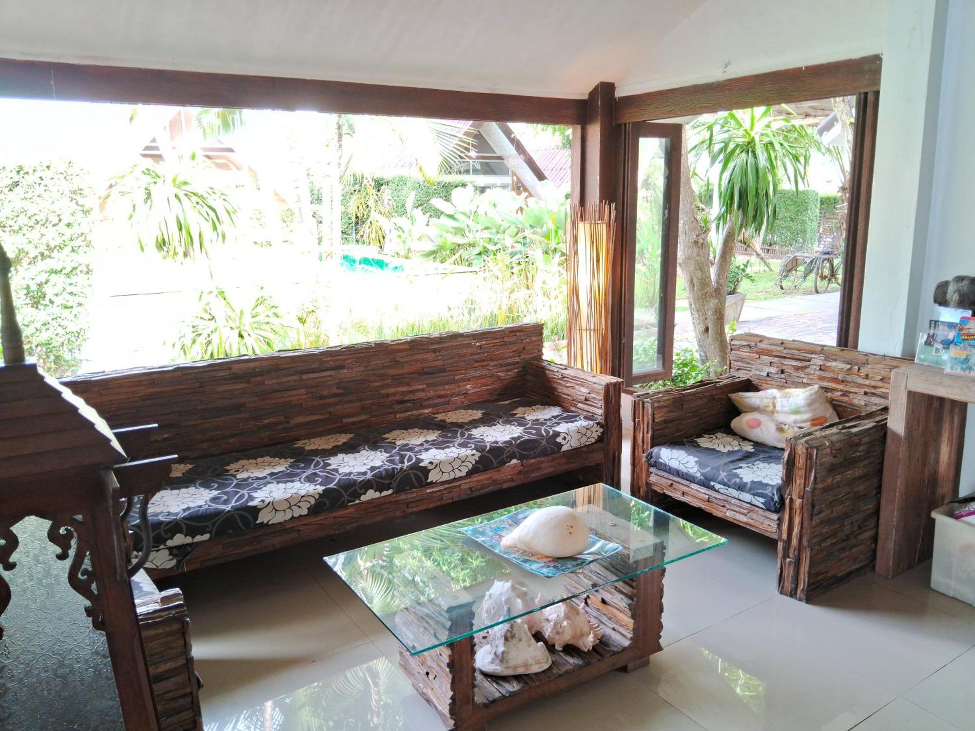 At Samui Haus Hotell Lipa Noi Exteriör bild